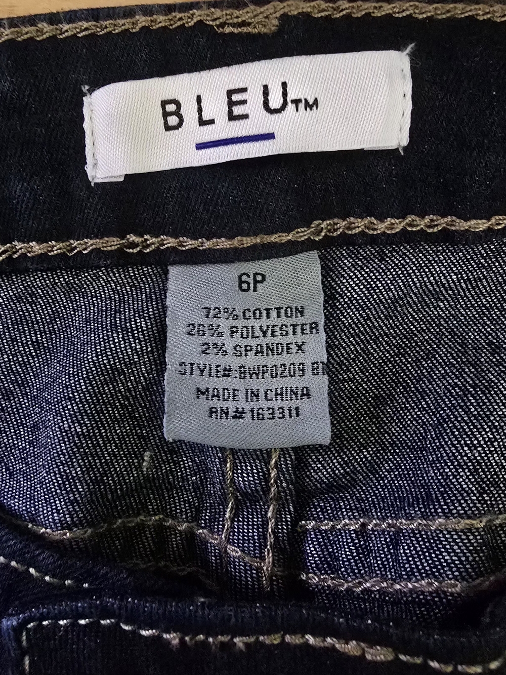 BLEU Women's 6P Dark Wash Stretch Denim Jeans Petite Slim Leg - Picture 5 of 8